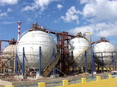 大型磷酸萃取槽防腐工艺